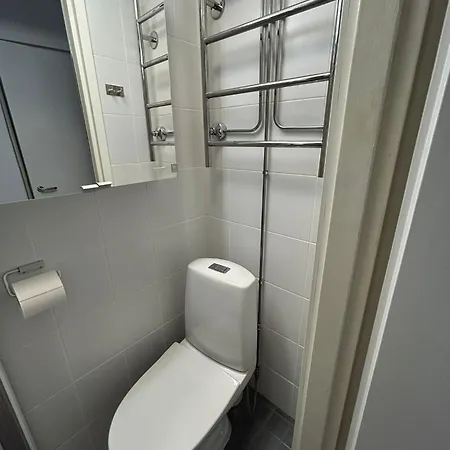 דירה --2ndhomes Comfy With Balcony In Kallio-- *