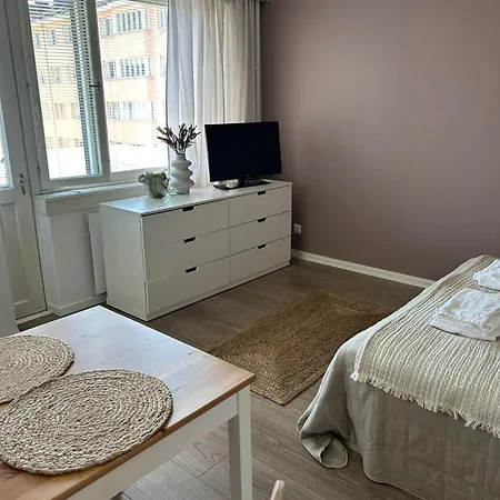 --2ndhomes Comfy With Balcony In Kallio-- Apartmán
